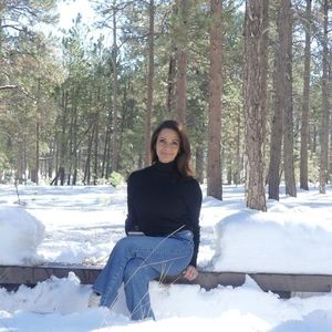 Meet your Posher, Cyndi